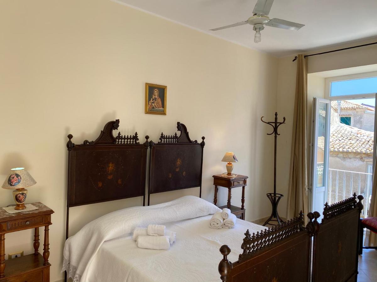 Affaccio Su Stromboli Apartment โตรเปอา ภายนอก รูปภาพ