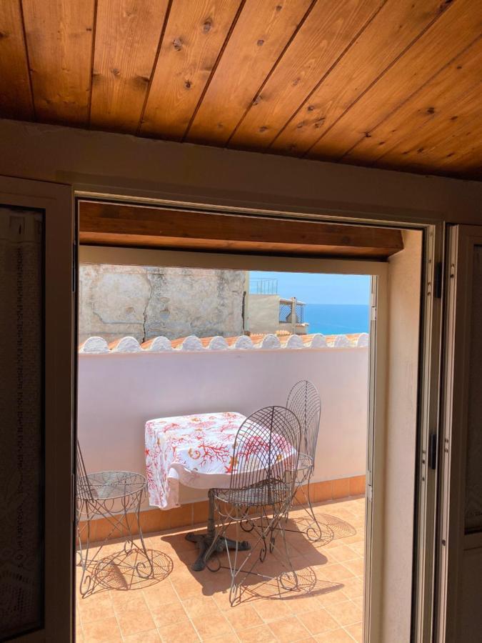 Affaccio Su Stromboli Apartment โตรเปอา ภายนอก รูปภาพ