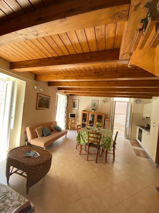 Affaccio Su Stromboli Apartment โตรเปอา ภายนอก รูปภาพ