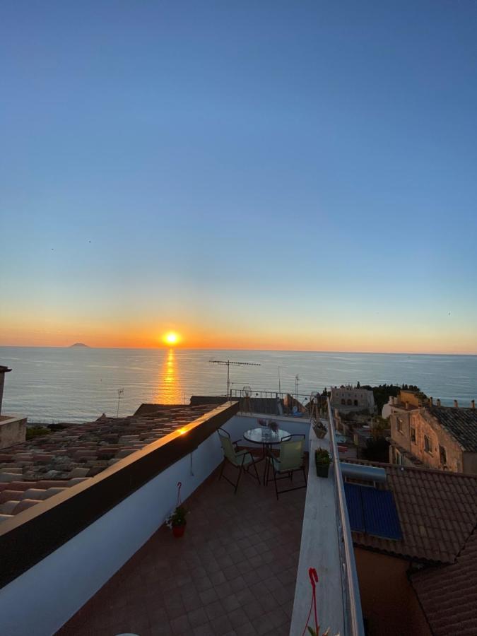 Affaccio Su Stromboli Apartment โตรเปอา ภายนอก รูปภาพ